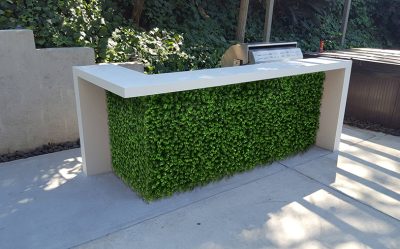 Artificial green wall for public spaces