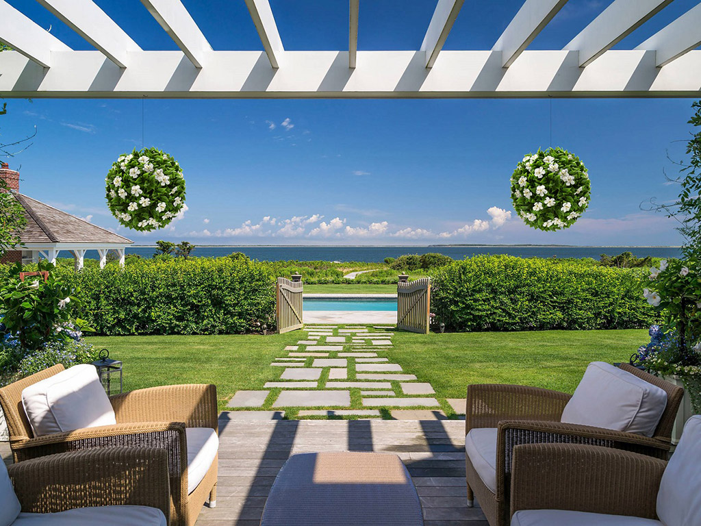 Maximize outdoor appeal with faux topiary balls